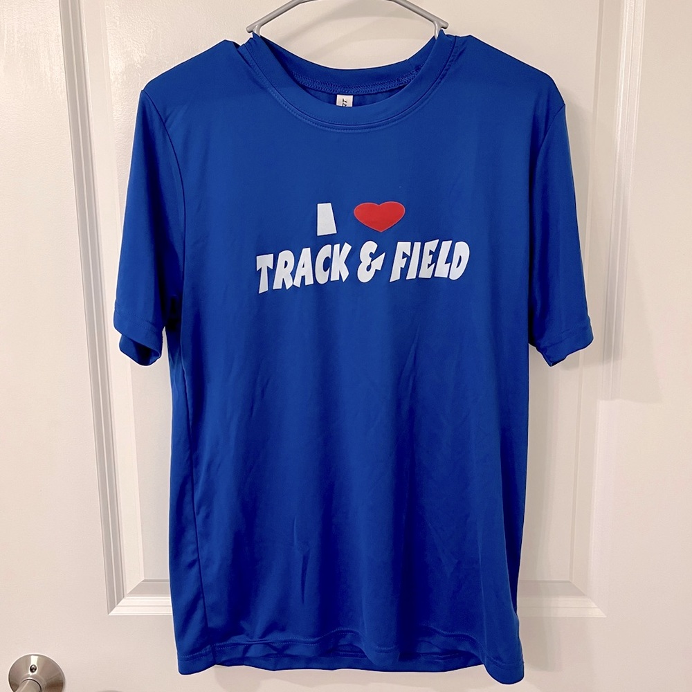 Custom NWOT, track and field athletic t-shirt